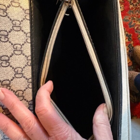 New Designer Inspired Monogram Convertible Chain Crossbody Strap Bag - Picture 4 of 8